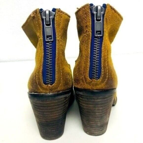 Dolce Vita womans brown distressed suede heeled boos 6 BoxÑ - Picture 3 of 6